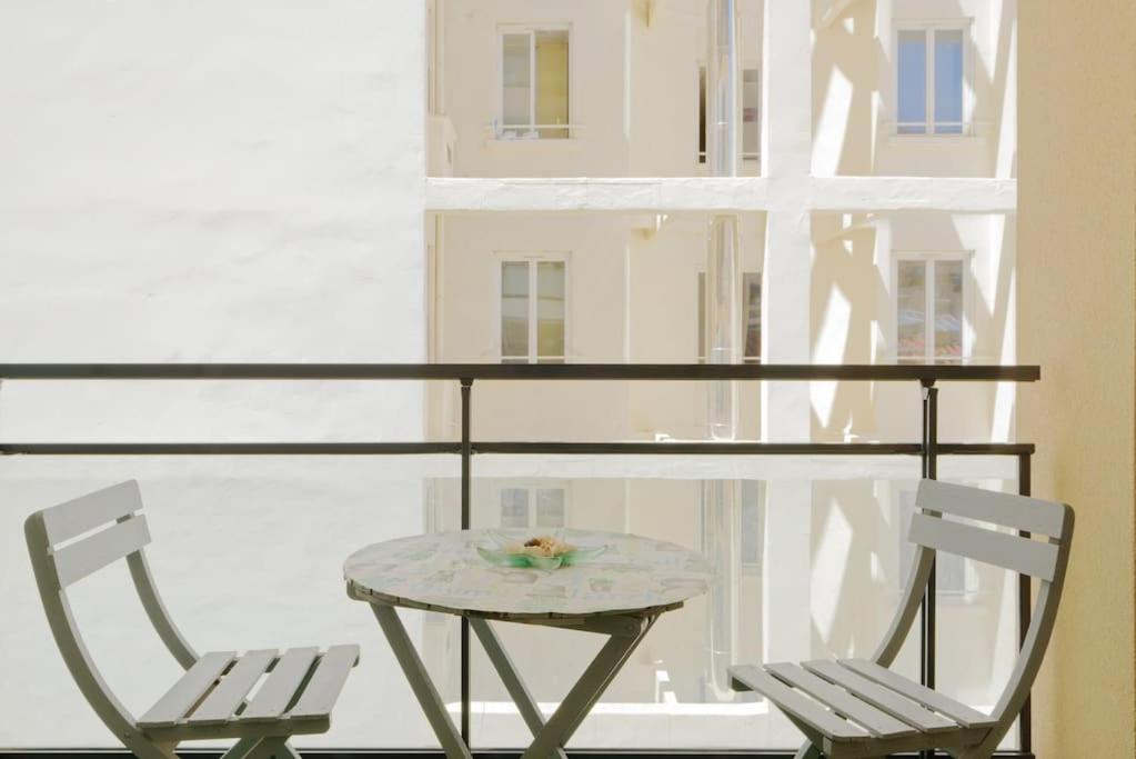 Super T2 Climatise Avec Balcon A Pied Plage Catalan Marselha Exterior foto